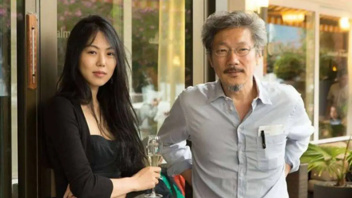 ▲已婚的洪常秀（右）2016與金珉禧爆出不倫戀後，至今兩人已經在一起9年。（翻攝自X）