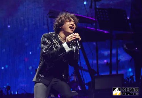 當年的傳奇BIGBANG!大聲1人唱金曲:雖然有點不足 全場聽到痛哭