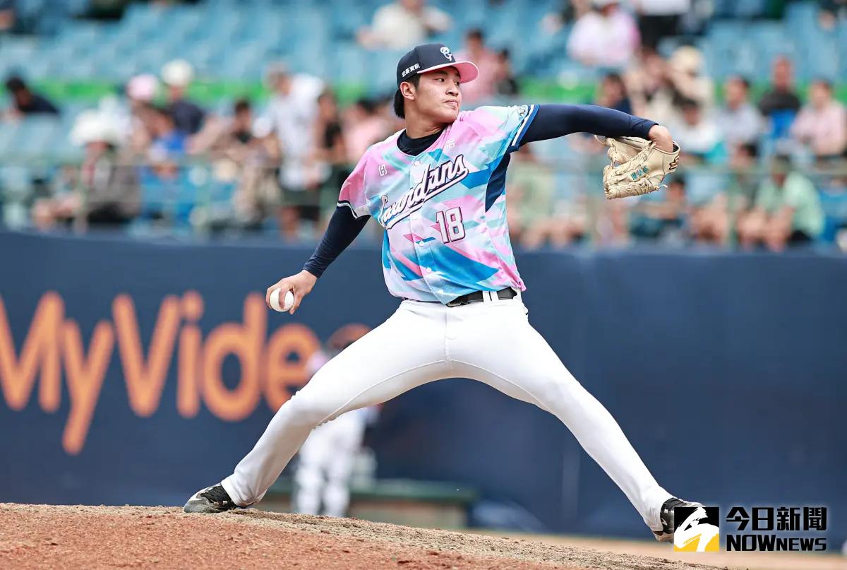 ▲富邦悍將投手黃保羅演出8局失1分好投，為生涯代表作。（圖／記者葉政勳攝 , 資料照）