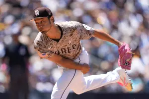 ▲達比修有狂飆7次三振無失分,美國、日本生涯合計199勝,可惜無緣對決大谷翔平。(圖/美聯社/達志影像) ▲達比修有狂飆7次三振無失分,美國、日本生涯合計199勝,可惜無緣對決大谷翔平。(圖/美聯社/達志影像)