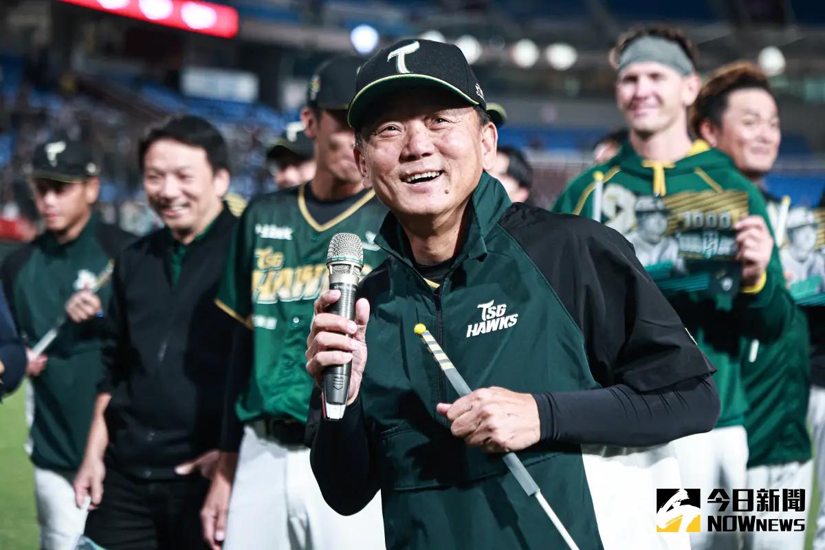 ▲台鋼雄鷹總教練洪一中生涯執教達1000勝，為中職第一人。（圖／記者葉政勳攝 , 2024.05.15）