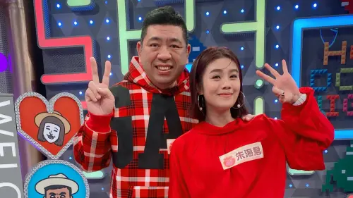 ▲NONO因性侵案遭起訴,這一年來完全沒有收入,金曲歌后老婆朱海君不離不棄,不但沒有與其離婚,甚至扛下家庭生計,明(18)日將前往高雄賣藝獻唱。(圖/翻攝自朱海君臉書) ▲NONO因性侵案遭起訴,這一年來完全沒有收入,金曲歌后老婆朱海君不離不棄,不但沒有與其離婚,甚至扛下家庭生計,明(18)日將前往高雄賣藝獻唱。(圖/翻攝自朱海君臉書)