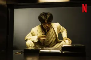 ▲柳俊烈劇中是「3樓房客」裴真秀。(圖/Netflix) ▲柳俊烈劇中是「3樓房客」裴真秀。(圖/Netflix)