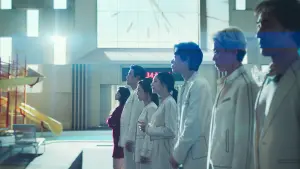 ▲▼「The 8 Show」邀請參賽者以「有趣的Show」來換時間「賺錢」。(圖/Netflix) ▲▼「The 8 Show」邀請參賽者以「有趣的Show」來換時間「賺錢」。(圖/Netflix)