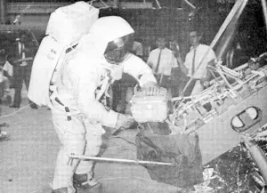 ▲Zero Halliburton曾隨阿姆斯壯登陸月球，負責裝載並保護月球岩石樣本。（圖／Zero Halliburton提供）