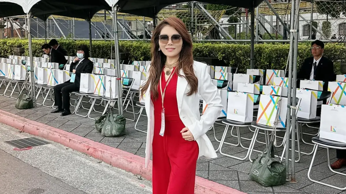 ▲張雅琴出席總統就職典禮！一身紅喜氣洋洋，曝高中回憶「夢想成真」。（圖／張雅琴臉書）