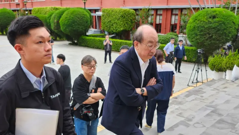 ▲立法院將再度審查「國會改革五法」，民進黨立院黨團總召柯建銘帶隊準備與國民黨立委抗爭。（圖／記者吳翊緁攝，2024.05.21 ）