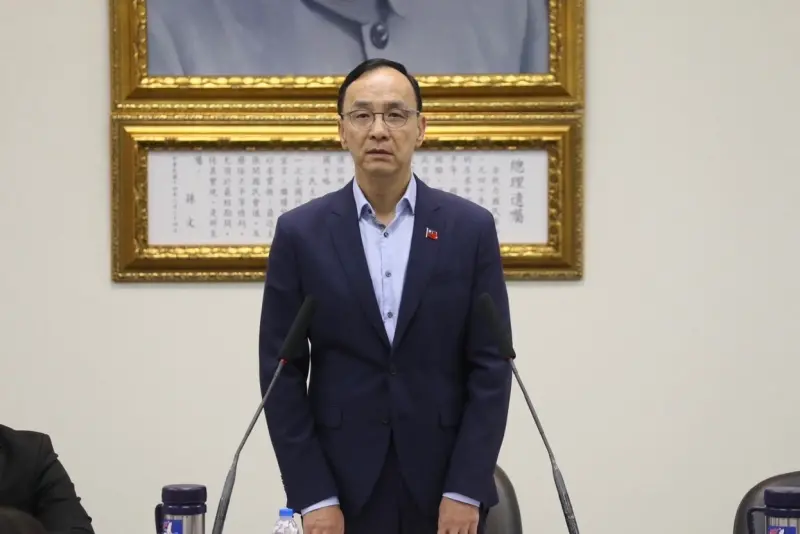 ▲傅崐萁與黃國昌雖都支持要廢除監察院,但是否要廢掉五權憲法,關鍵是朱立倫。(圖/國民黨提供)