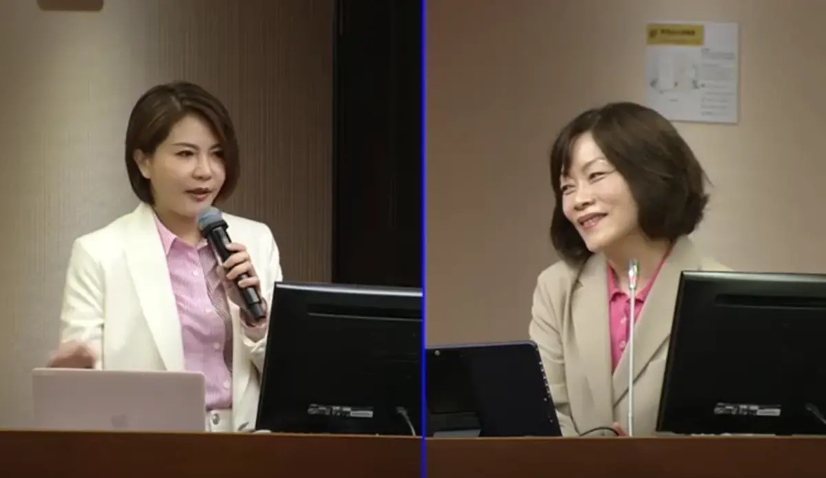 ▲何佩珊（右）坦言自己12年前支持國會改革。（圖／翻攝立院ivod系統）