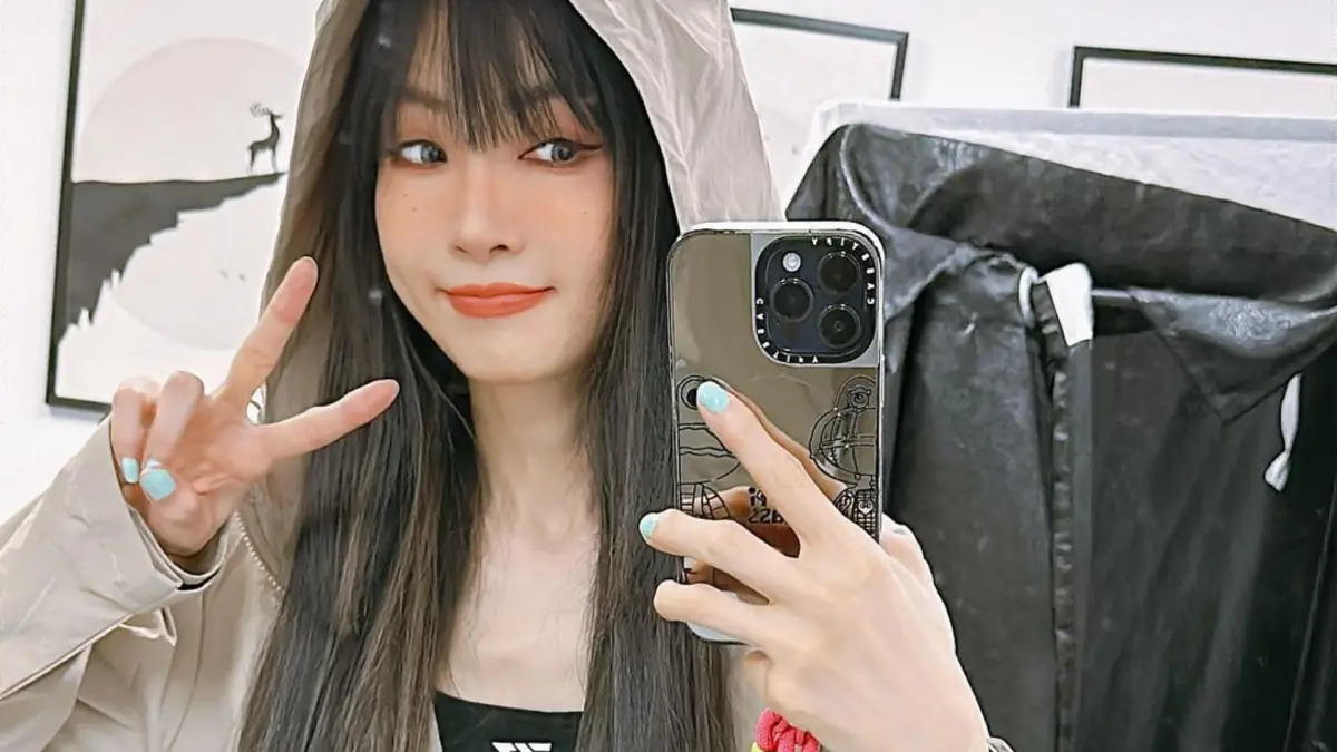 ▲謝金燕先前自爆瘦到44.7公斤，再度曬照透露瘦到不認識自己，不敢PO自己的全身照怕嚇到粉絲。（圖／謝金燕IG）