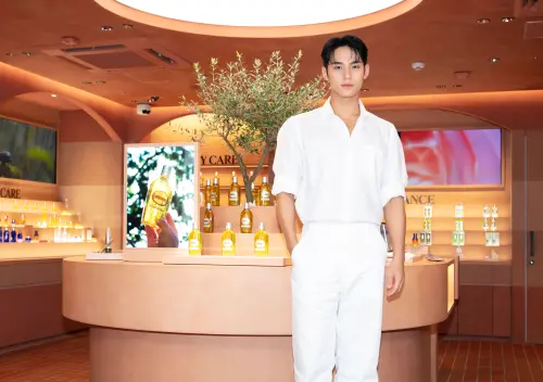 L'OCCITANE歐舒丹首位亞洲品牌大使 SEVENTEEN金珉奎。 ▲L'OCCITANE歐舒丹首位亞洲品牌大使 SEVENTEEN金珉奎。(圖/品牌提供)
