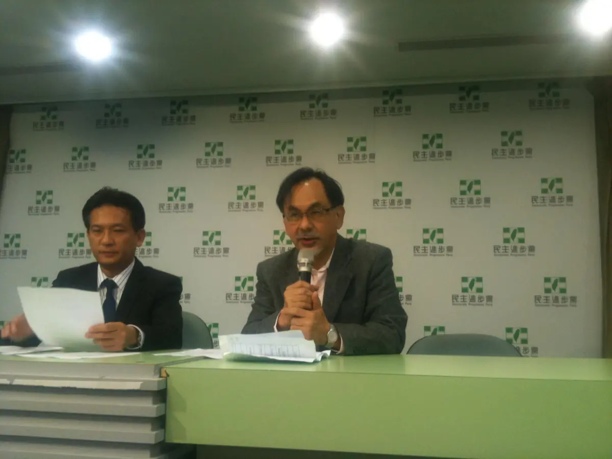 ▲林濁水（右）支持啟動國會改革與憲政改革。（圖／翻攝林濁水臉書）