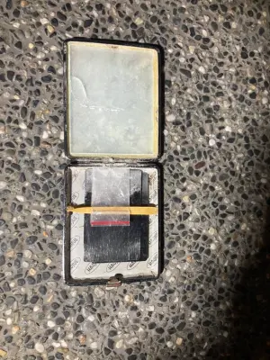 ▲警方在詹男身上查獲一包裝有毒品愷他命的夾鏈袋,全案警詢後依毒品通緝及違反毒品危害防制條例罪嫌將詹嫌解送歸案。(圖/記者郭凱杰翻攝) ▲警方在詹男身上查獲一包裝有毒品愷他命的夾鏈袋,全案警詢後依毒品通緝及違反毒品危害防制條例罪嫌將詹嫌解送歸案。(圖/記者郭凱杰翻攝)