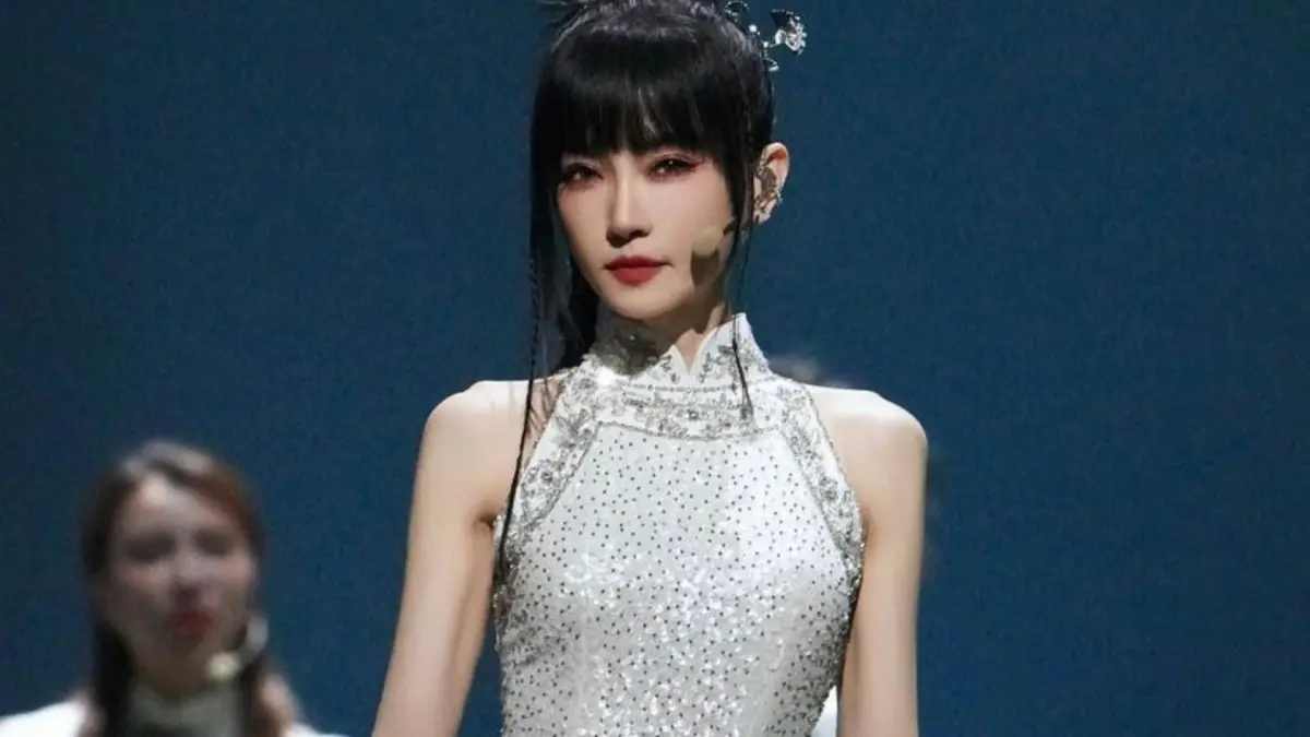 ▲謝金燕近期參戰大陸實境節目《浪姐5》，收獲不少好評，她日前也在IG上和網友分享自己上節目後，身體狀況變得不好，隨時都在抽痛。（圖／謝金燕IG ）