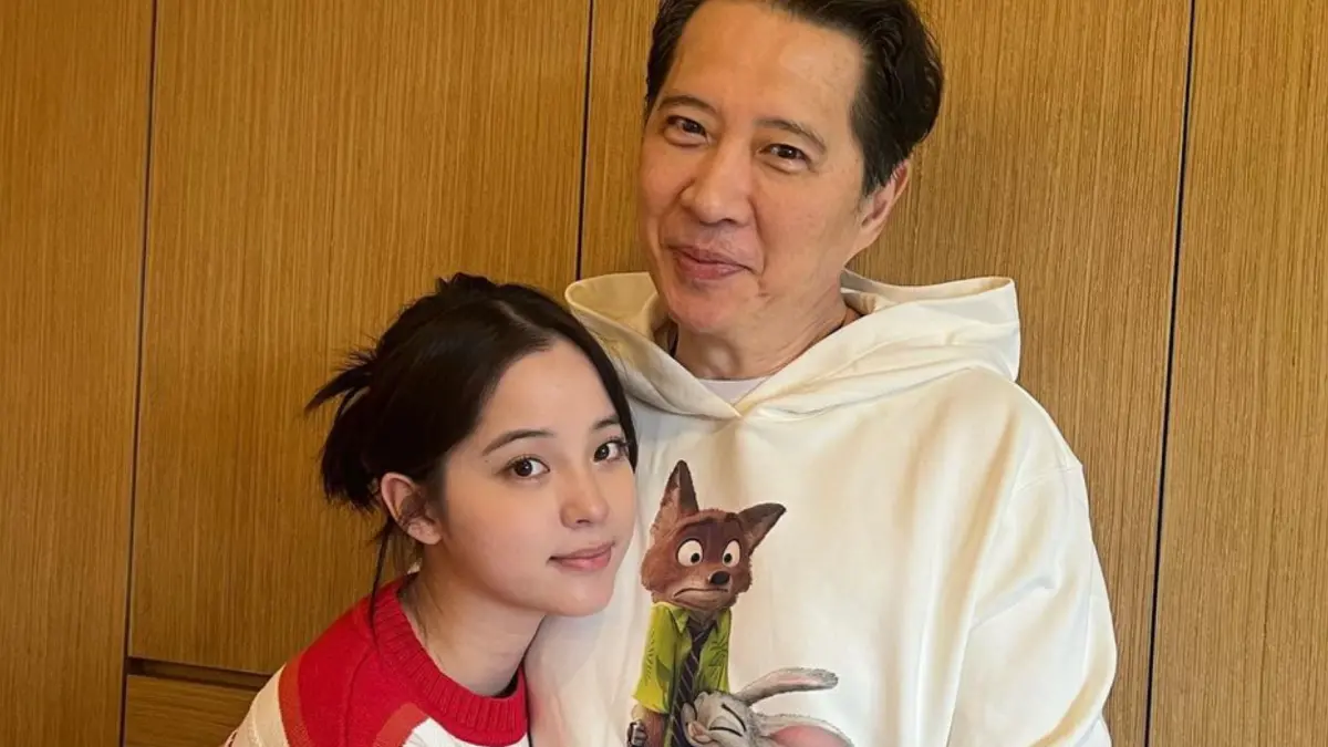 ▲歐陽娜娜第一時間轉發央視貼文：「台獨死路一條，中國終將實現完全統一！」有網友挖出歐陽龍過去演的電視劇，飾演的劇中人物曾誓言堅定反共。（圖／歐陽娜娜微博）