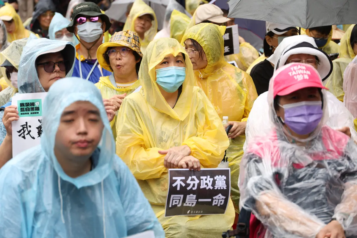 ▲立法院外「青鳥行動」繼續延燒，多個公民團體今再次號召民眾上街抗議。（圖／攝影中心）
