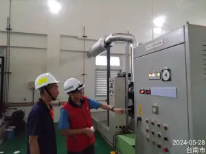 ▲因應梅雨鋒面可能帶來之劇烈降雨,台南市內62座抽水站及492台大型移動式抽水機已完成巡檢。(圖/台南市政府提供) ▲因應梅雨鋒面可能帶來之劇烈降雨,台南市內62座抽水站及492台大型移動式抽水機已完成巡檢。(圖/台南市政府提供)