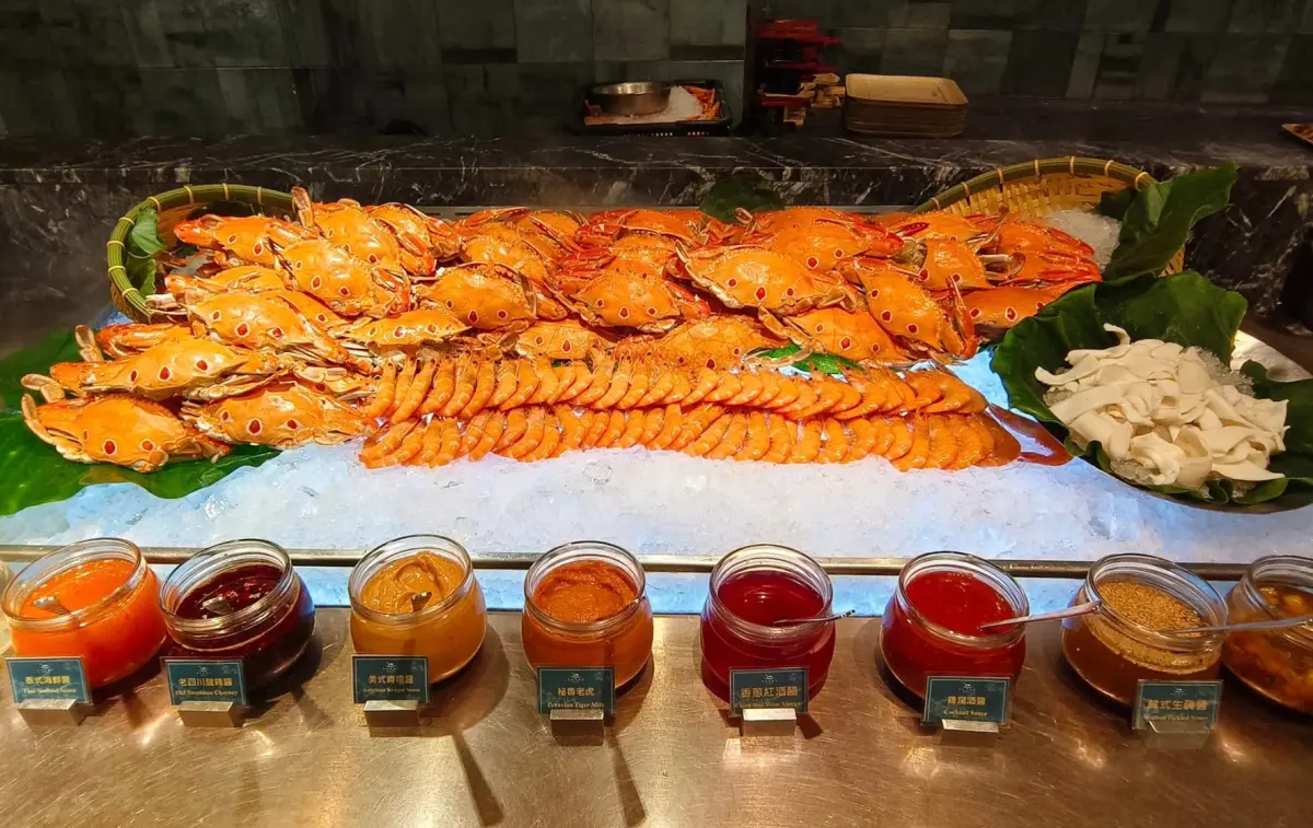 ▲茹曦酒店的「Sunny buffet」最近在話題討論度相當高，因為高CP值的價格加上有水準的菜色，獲得不少老饕推薦。（圖/台灣大胃王吃到飽Buffet美食）