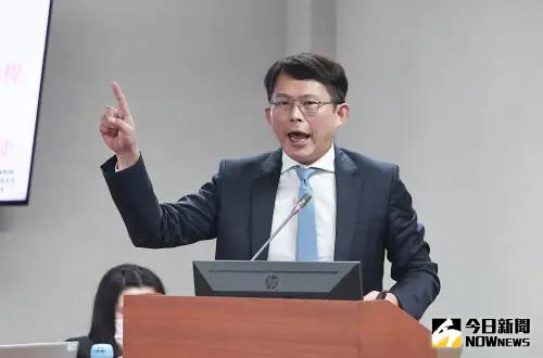 消防員組工會?黃國昌爆署長竟私下找藍營大老勸阻 善意提醒這點