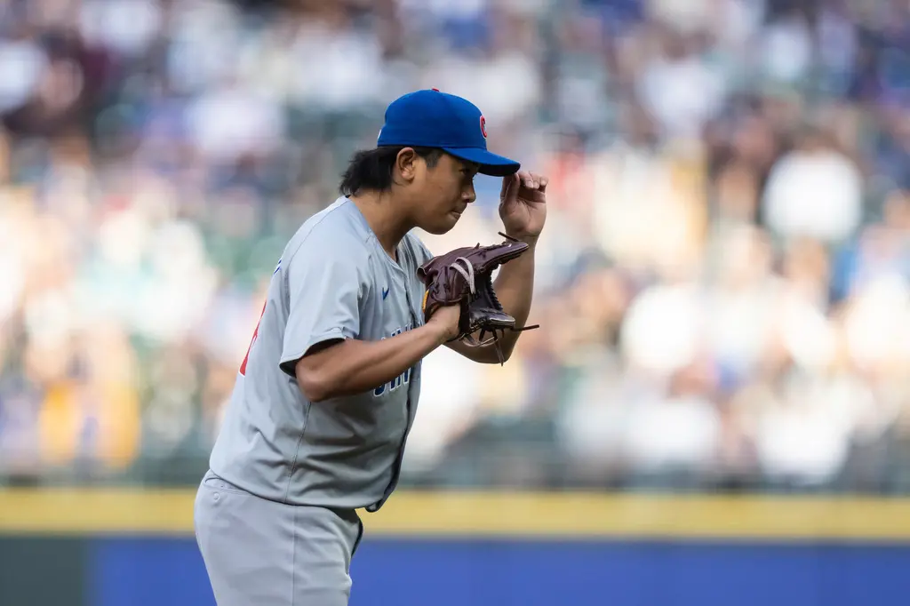 ▲芝加哥小熊日籍左投今永昇太，向裁判拿球時敬禮的動作引起外媒關注，球迷更讚美他實在太有禮貌。（圖／美聯社／達志影像）