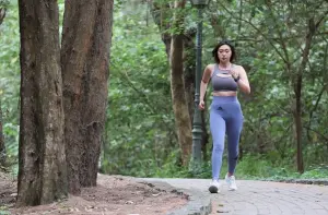 ▲兔兔覺得快走是最好的運動。(特約攝影 /郭運復攝) ▲兔兔覺得快走是最好的運動。(特約攝影 /郭運復攝)