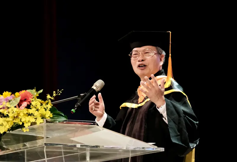▲美超微創辦人梁見後鼓勵北科大學弟妹,以人類最大利益優化職業生涯。(圖/北科大提供,攝影:王泳傑)