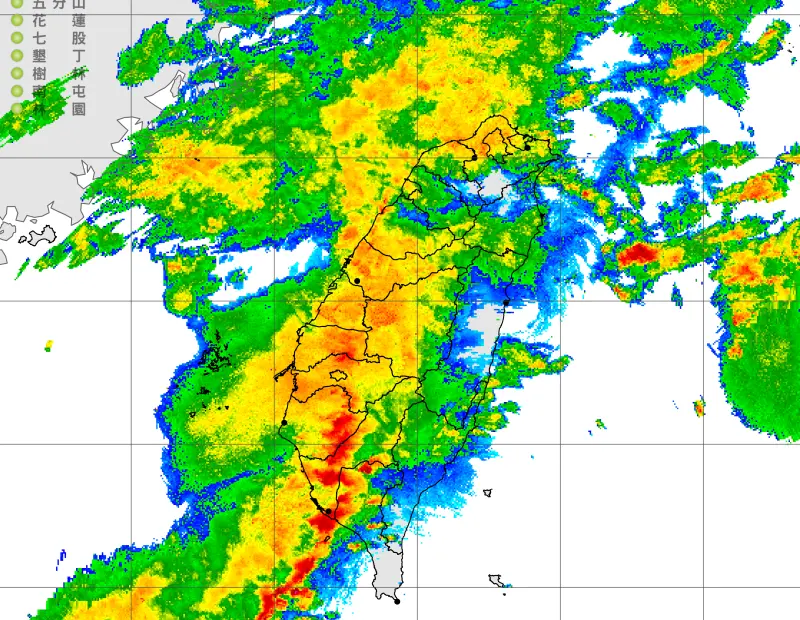 不斷更新／最猛鋒面籠罩台灣！大雷雨狂轟　「3縣市」警戒1小時　