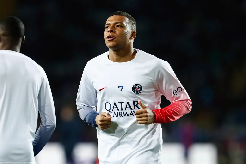 ▲足壇知名記者Fabrizio Romano搶先爆料，法國球星姆巴佩（Kylian Mbappe）在離開巴黎聖日耳曼後，確定將加盟西甲的皇家馬德里，且預計在下周宣布。（圖／美聯社／達志影像）