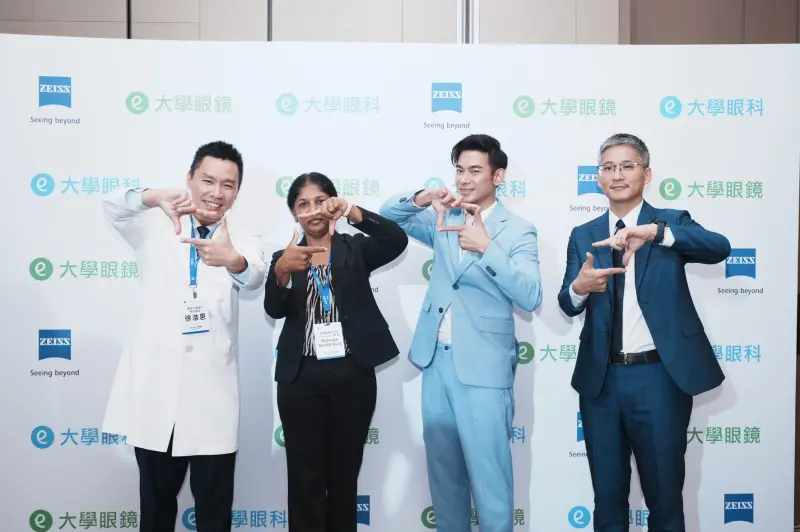 ▲亮哲出席品牌記者會，提及因拍親密戲惹火老婆，看起來有些無奈。（圖／蔡司光學提供）