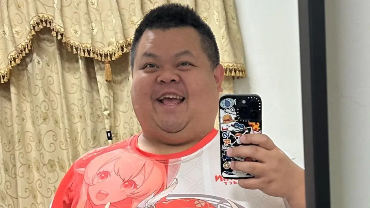 ▲大蛇丸成功剷肉30公斤！開心透過社群曬出脫衣自拍曝光「身形變化」，粉絲看完超震撼：「腰身太扯。」（圖／大蛇丸IG）