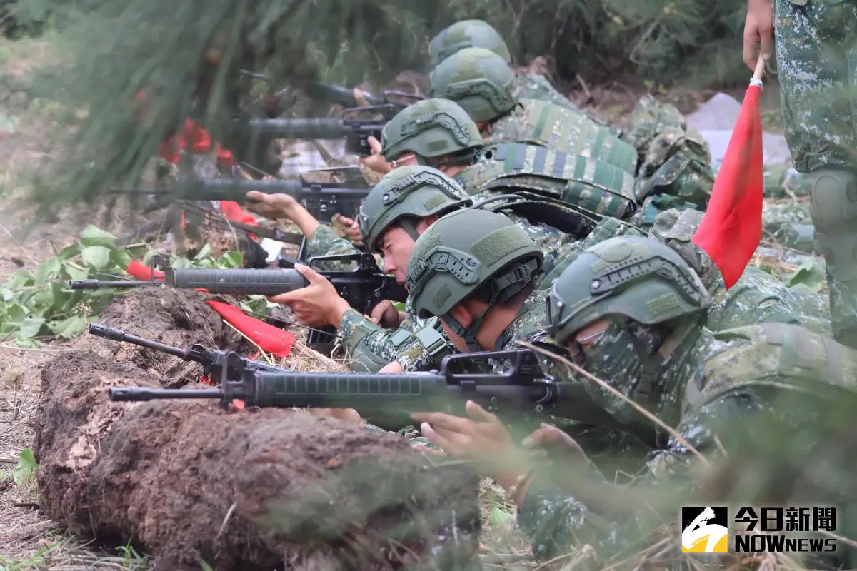 ▲步兵137旅及裝甲564旅輕兵器射擊，主要進行T74排用機槍、M249班用機槍及T91步槍的實彈射擊訓練。（圖／記者莊全成攝，2024.06.05）