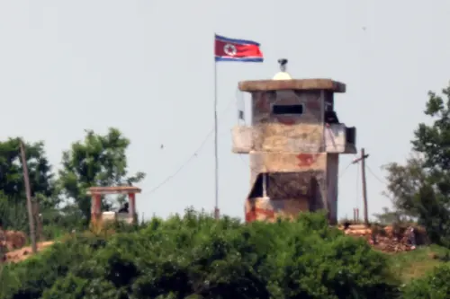 南韓軍方：無視多起意外　北韓持續在前線增設地雷
