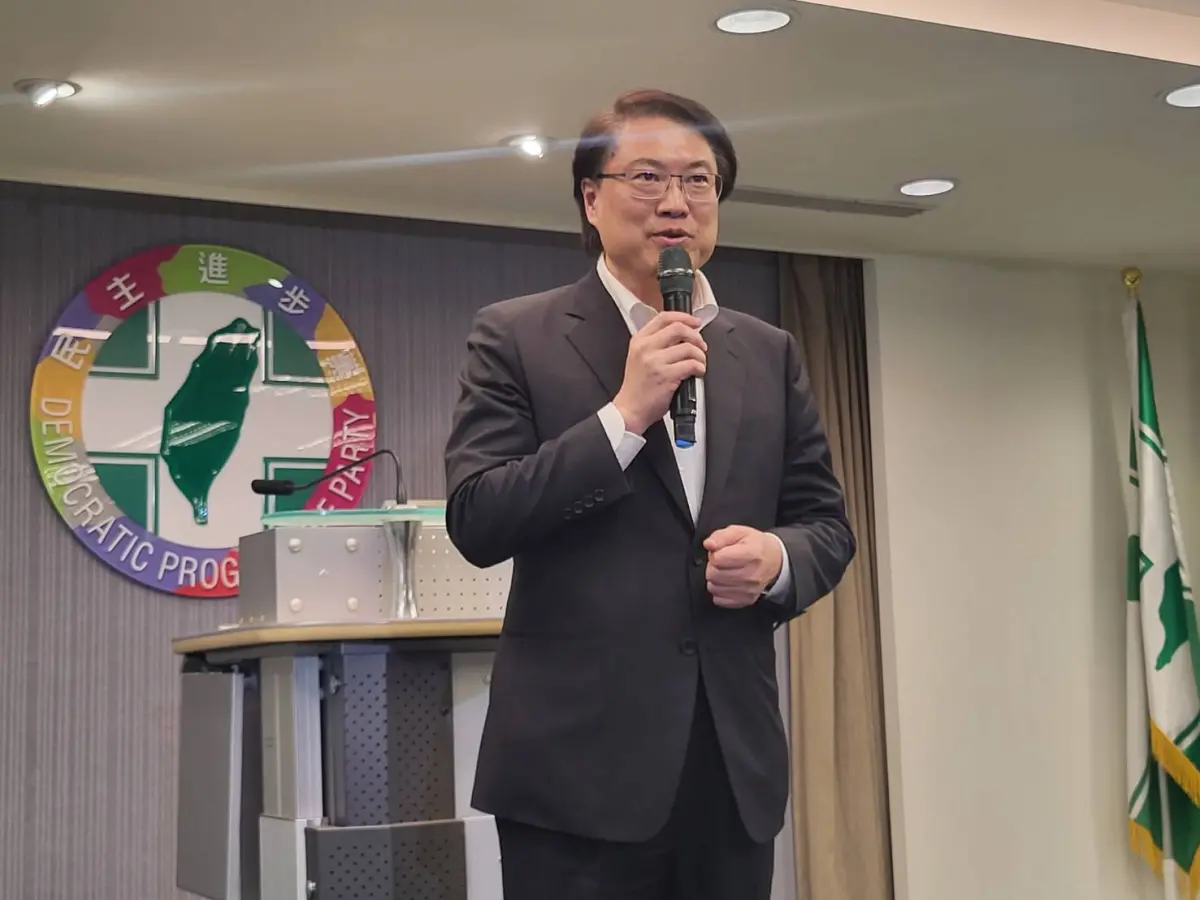 ▲民進黨秘書長林右昌表示，政治攻防適可而止，不要妖魔化刻意扭曲對方行為。（圖／記者陳佩君攝，2024.06.05）