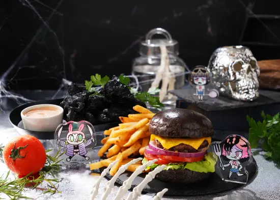 ▲慶祝《食屍鬼》連載2週年,漫畫星聯手金色三麥推4款限量啤酒及多款闇黑餐點。(圖/橘子集團提供)