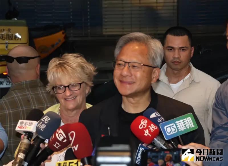 ▲輝達執行長黃仁勳今(6)晚前往欣葉臺菜創始店,宴請輝達員工180人。(圖/記者陳明中攝,2024.06.06)