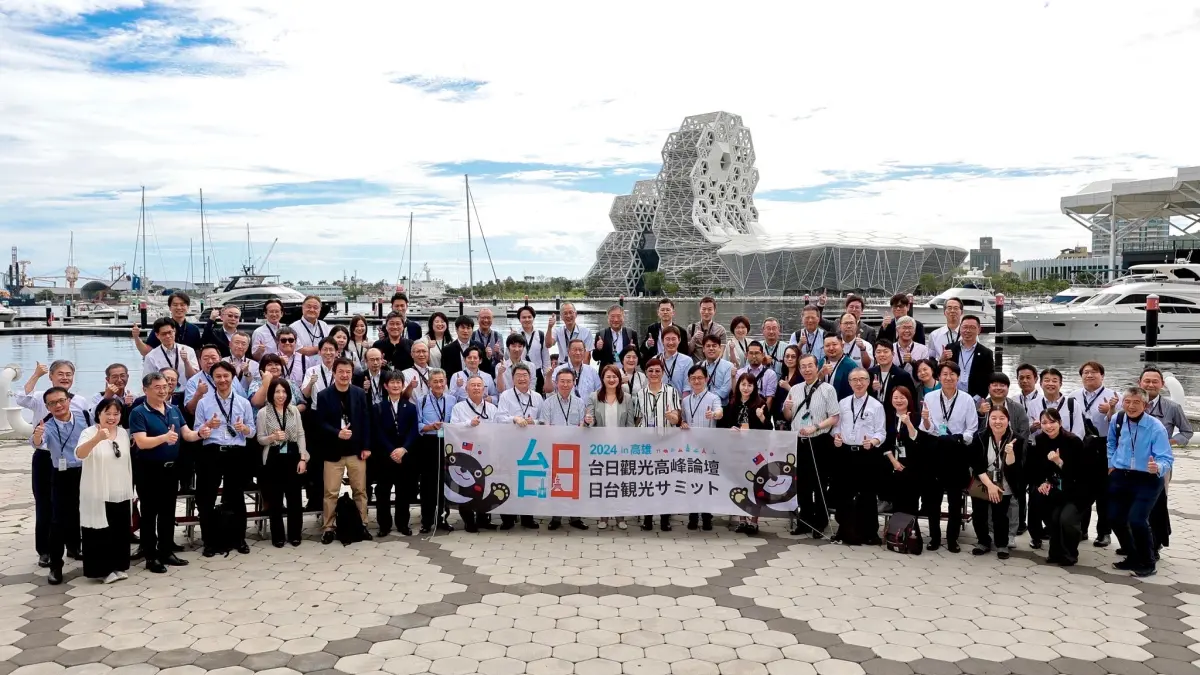 ▲日方觀光業者走訪高雄流行音樂中心。（圖／高市府觀光局提供）