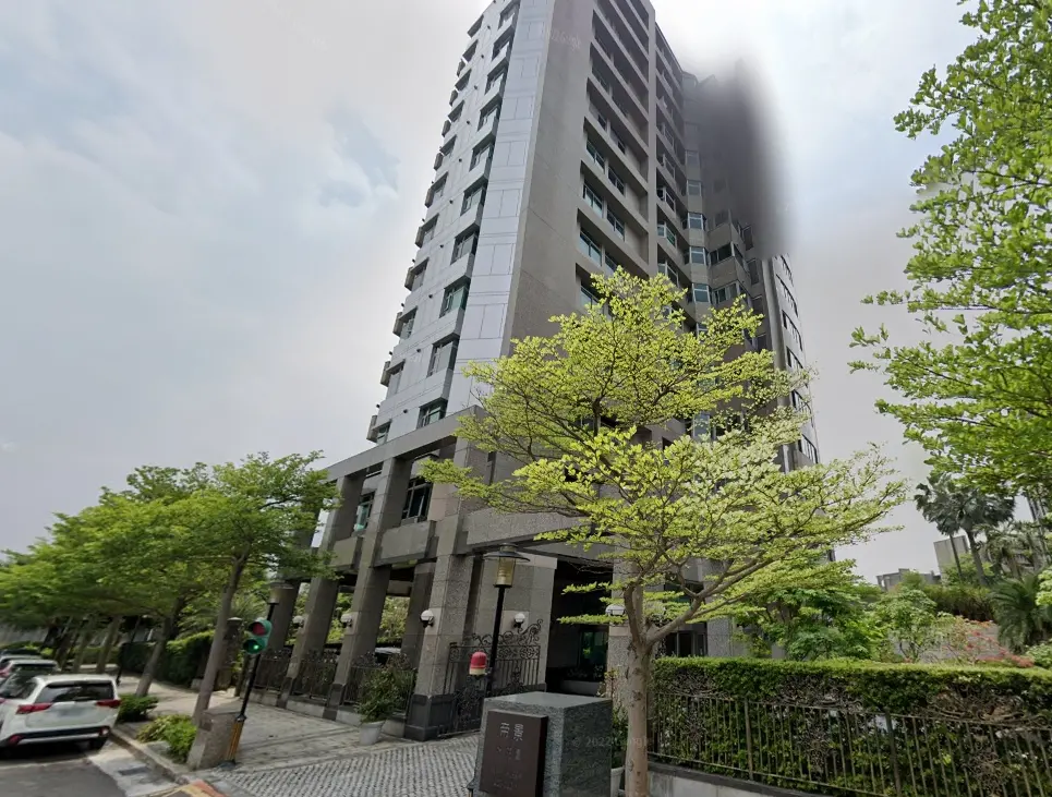 ▲大直水岸豪宅「帝景水花園」12樓屋主讓利4000萬元賠售。（圖／翻攝Google Map）