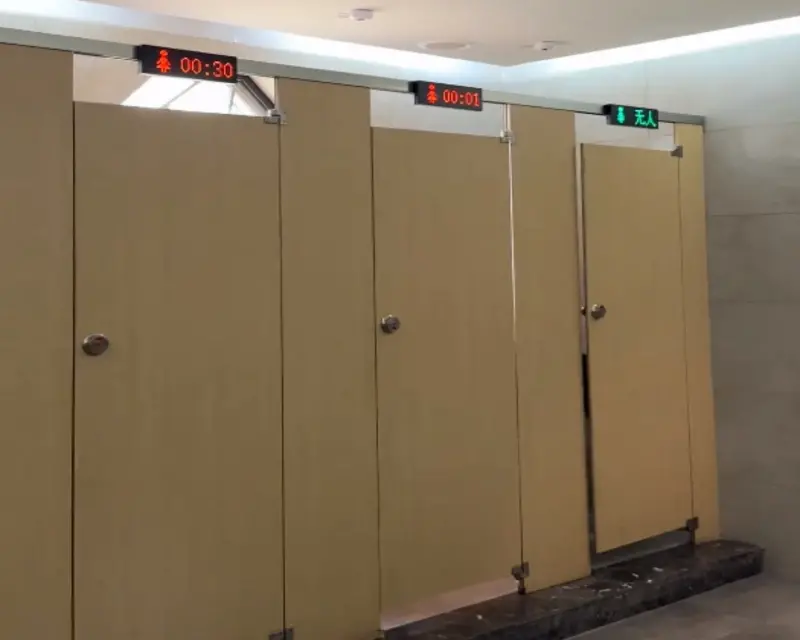 ▲山西一處景區女廁，因為裝有計時器，引發中國民眾在網上熱議。（圖／翻攝自微博）