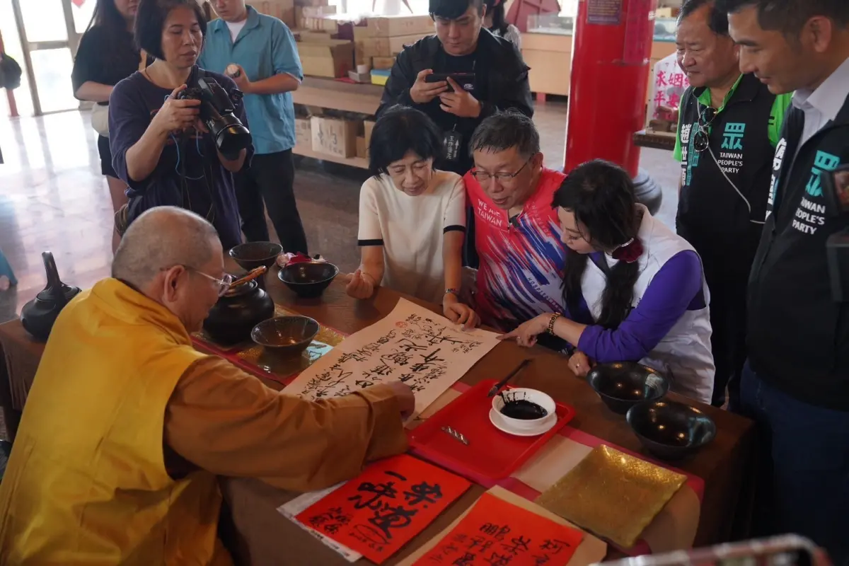 ▲藍綠計畫在全台舉辦國會改革宣講活動，柯文哲則認為為何不一開始就在立法院好好辯論。（圖／民眾黨提供）