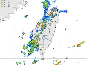 不斷更新／國家警報響！台南等5縣市「大雷雨警戒」　暴雨襲山區
