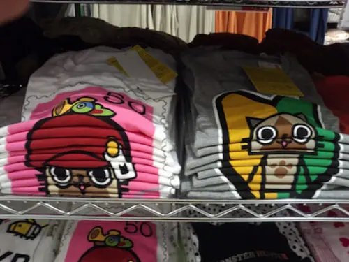 ▲日本UNIQLO常常能看到店員展現「摺衣神技」。（圖／翻攝X平台）