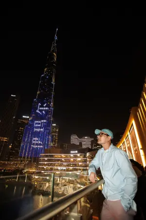 ▲張信哲預計2025年回台開唱,南北巨蛋場地進入排程。(圖/潮水音樂) ▲張信哲預計2025年回台開唱,南北巨蛋場地進入排程。(圖/潮水音樂)