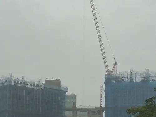 ▲近期房市過熱嗎?馨傳不動產智庫執行長何世昌曬5數據,揭開殘酷真相,直言根本連前波多頭年均量38萬棟的車尾燈都看不到。(圖/記者徐銘穗攝) ▲近期房市過熱嗎?馨傳不動產智庫執行長何世昌曬5數據,揭開殘酷真相,直言根本連前波多頭年均量38萬棟的車尾燈都看不到。(圖/記者徐銘穗攝)