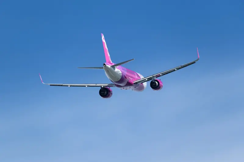 ▲樂桃航空推出「享日輕鬆飛Sale」促銷優惠活動將於今（11）日12:00開始，適用航線包含台北(桃園)出發往大阪(關西)、東京(成田・羽田)、名古屋(中部)等6航線，最低單程1880元起。 （圖／取自樂桃航空臉書）