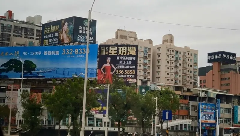 ▲建商分析，這次央行的措施恐怕會衝擊到蛋白區的買氣。（圖／家庭消費中心攝）