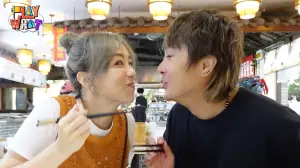 ▲王仁甫與老婆季芹近日剛好更新Youtube頻道,上傳了一部到成都旅遊的影片,馬上被網友詢問:「這趟四川之旅是有酬勞的嗎?」本尊也馬上給予回應,掀起熱議。(圖/王仁甫Youtube) ▲王仁甫與老婆季芹近日剛好更新Youtube頻道,上傳了一部到成都旅遊的影片,馬上被網友詢問:「這趟四川之旅是有酬勞的嗎?」本尊也馬上給予回應,掀起熱議。(圖/王仁甫Youtube)