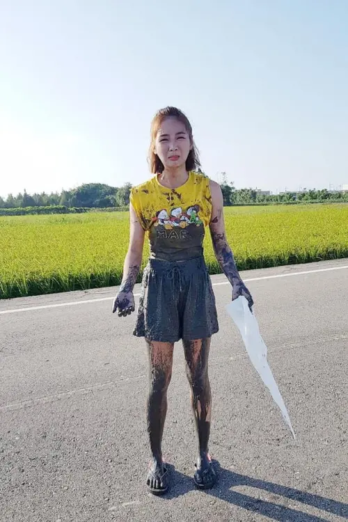 ▲▼籃籃往一線主持人目標邁進,也不排斥當演員,現階段做好最美麗諧星的工作。(圖/籃籃臉書、IG) ▲▼籃籃往一線主持人目標邁進,也不排斥當演員,現階段做好最美麗諧星的工作。(圖/籃籃臉書、IG)