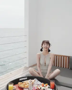 ▲▼粿粿出國度假,放送大福利,畫面清涼又養眼。(圖/Meigo粿粿臉書) ▲▼粿粿出國度假,放送大福利,畫面清涼又養眼。(圖/Meigo粿粿臉書)