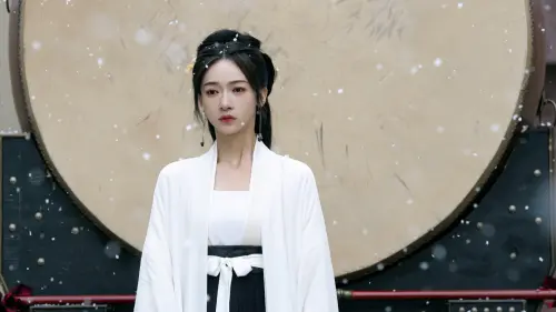 ▲由吳謹言擔綱女主角的《墨雨雲間》近期成為話題,吳謹言在劇中死裡逃生,以新身分展開復仇,讓粉絲大讚是今年必看的爽劇。(圖/官方微博) ▲由吳謹言擔綱女主角的《墨雨雲間》近期成為話題,吳謹言在劇中死裡逃生,以新身分展開復仇,讓粉絲大讚是今年必看的爽劇。(圖/官方微博)