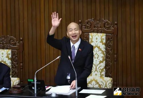 暖男形象再+1!韓國瑜為生病的「她」錄打氣影片 這一細節太貼心
